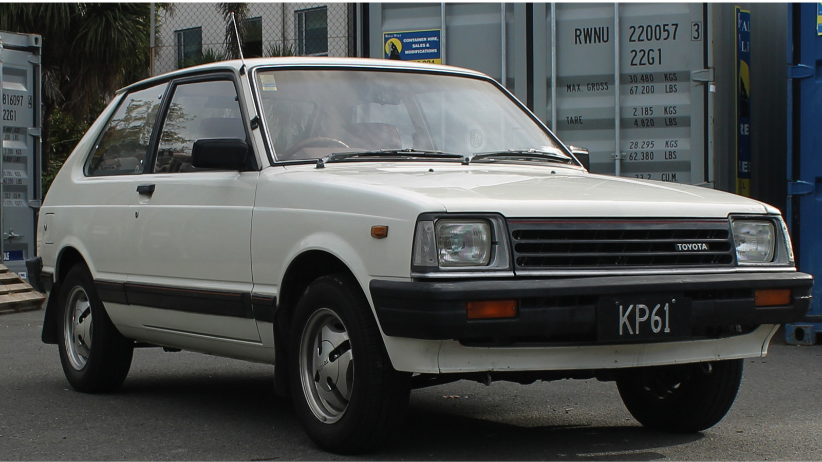 Toyota Starlet GT turbo/Glanza: Φονέας γιγάντων!