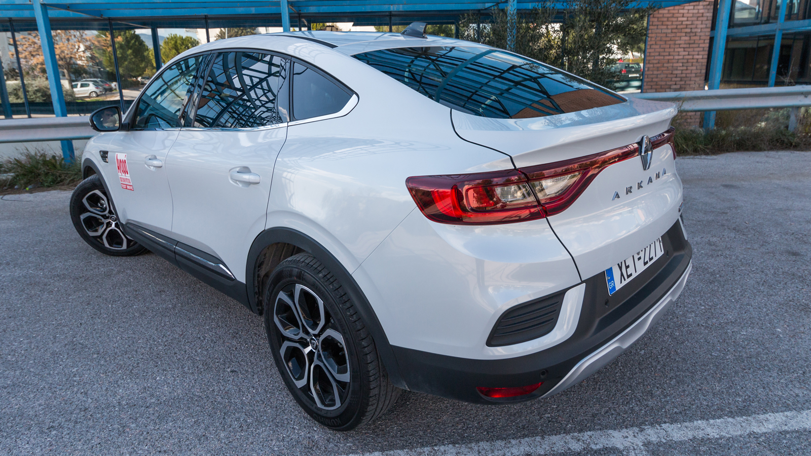 Hyundai Tucson Hybrid ή Renault Arkana E-TECH με 6.000€ λιγότερα;