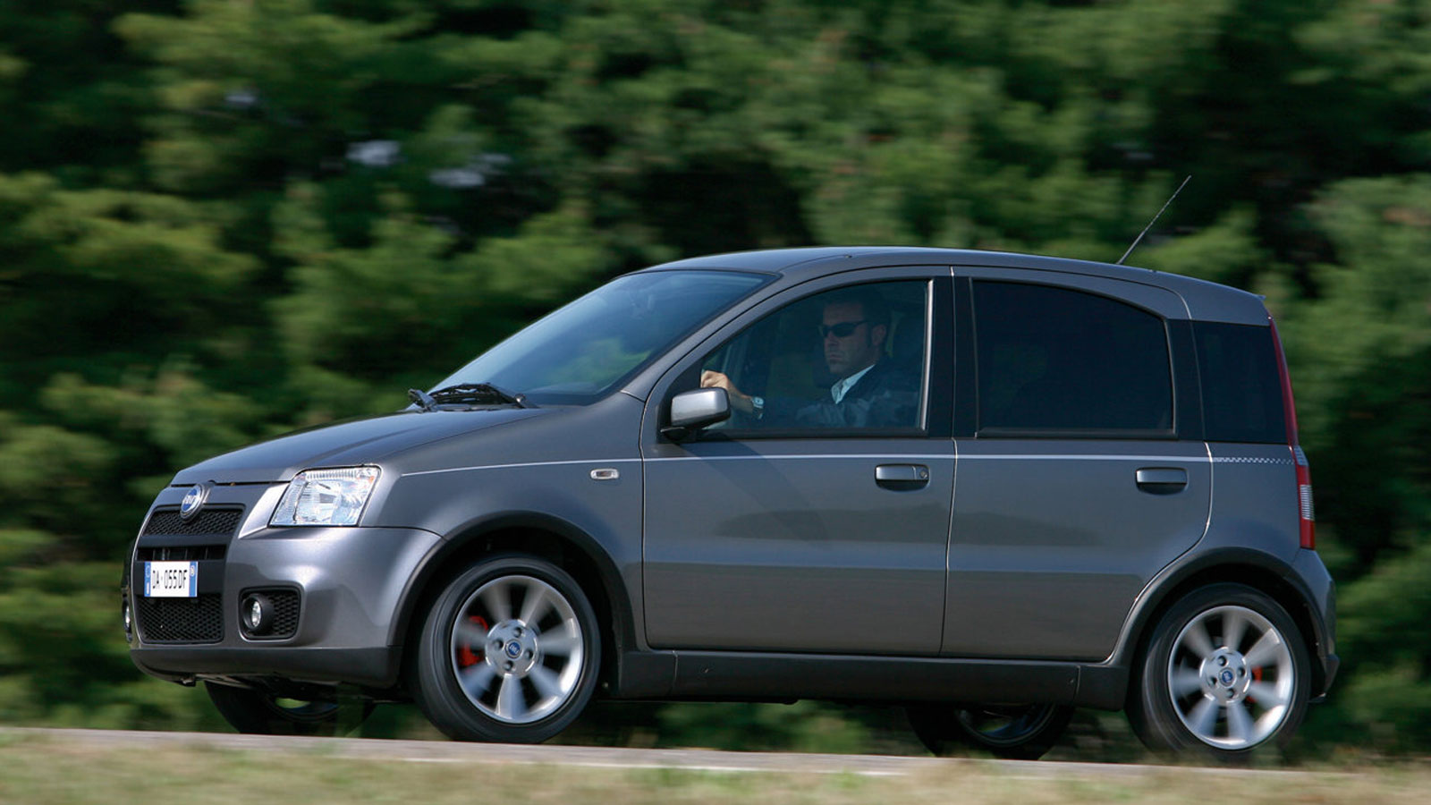 Fiat Panda 100HP: Το «fun to drive» Panda