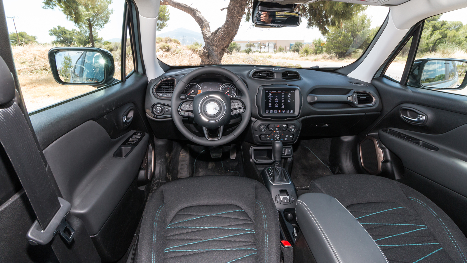 Ford Puma VS Jeep Renegade VS Renault Captur: Τι προσφέρουν στον τομέα εξοπλισμού άνεσης και ασφαλείας;