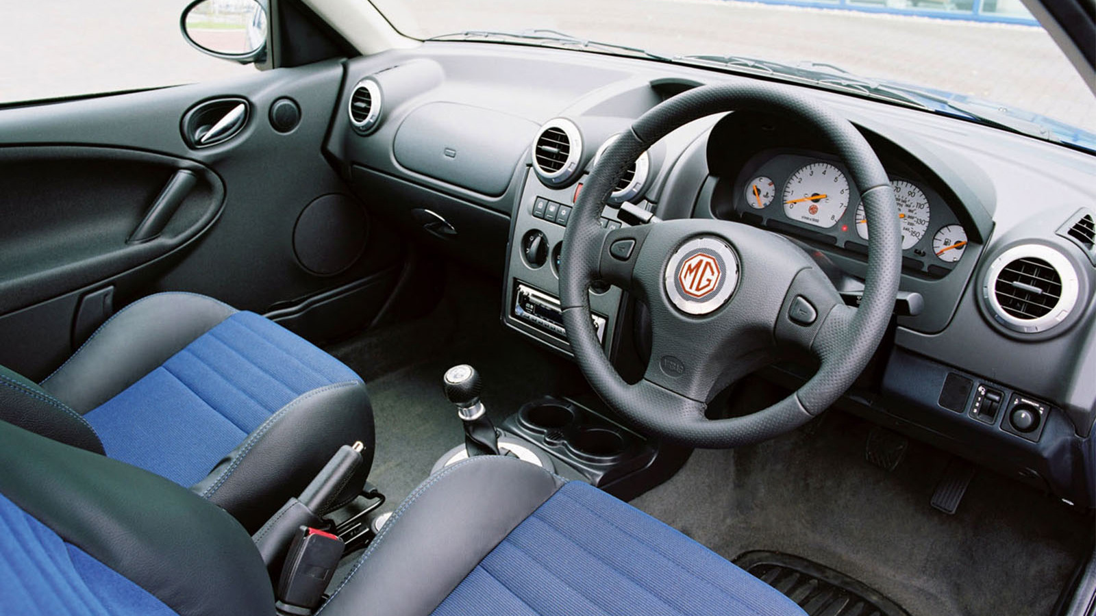 MG ZR: Το εκρηκτικό hot-hatch από τη Μ. Βρετανία