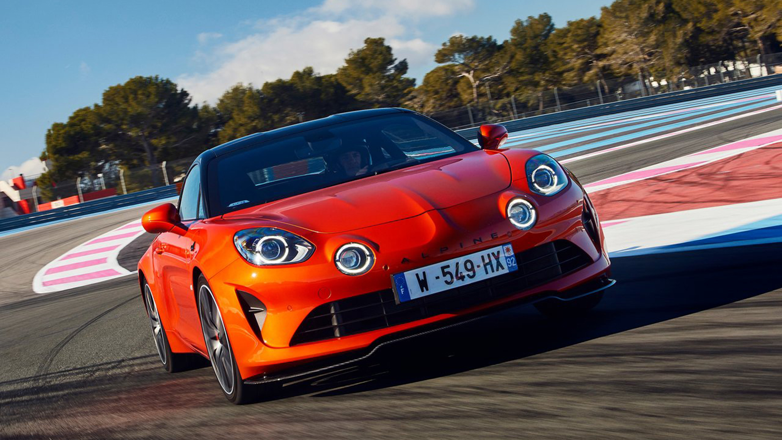 Φινάλε για το Alpine A110 με βενζίνη, έρχεται ηλεκτρικό!  Φινάλε για το Alpine A110 με βενζίνη, έρχεται ηλεκτρικό!