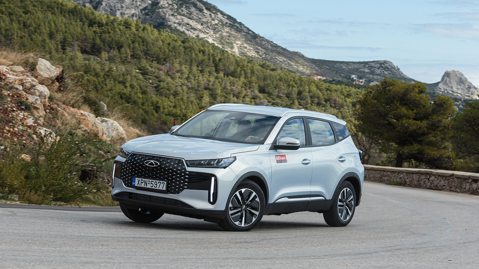 Δοκιμάζουμε το νέο Chery Tiggo 4 Hybrid.