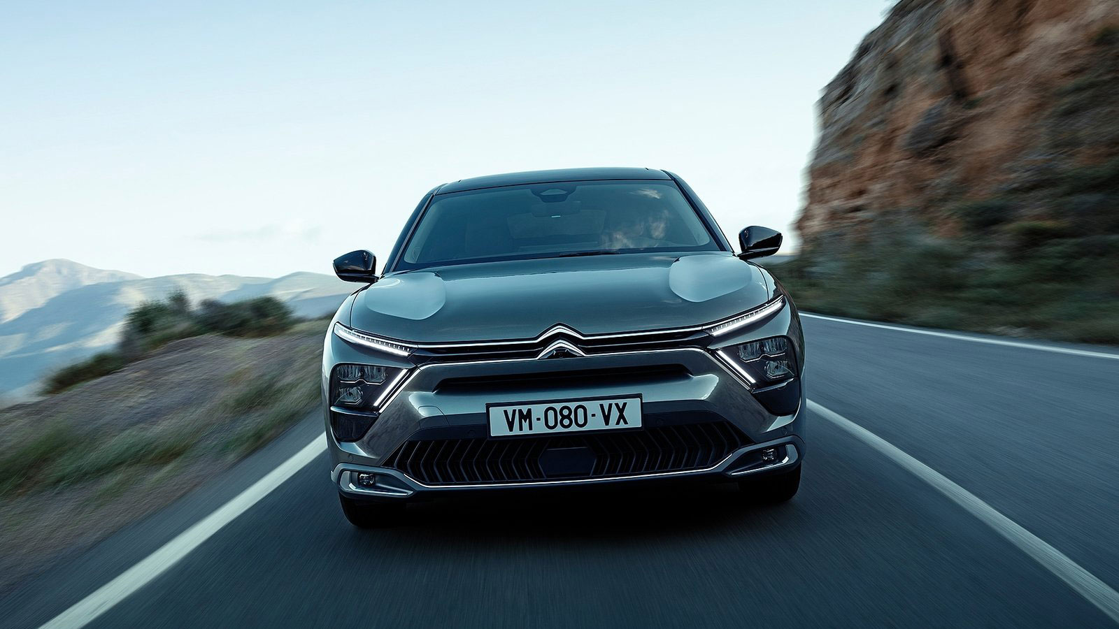 Citroen C5 X: Επίσημη αποκάλυψη για τη γαλλική ναυαρχίδα