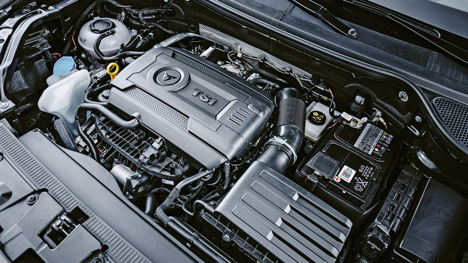 Συγκρίνουμε CUPRA Ateca με MINI Countryman JCW