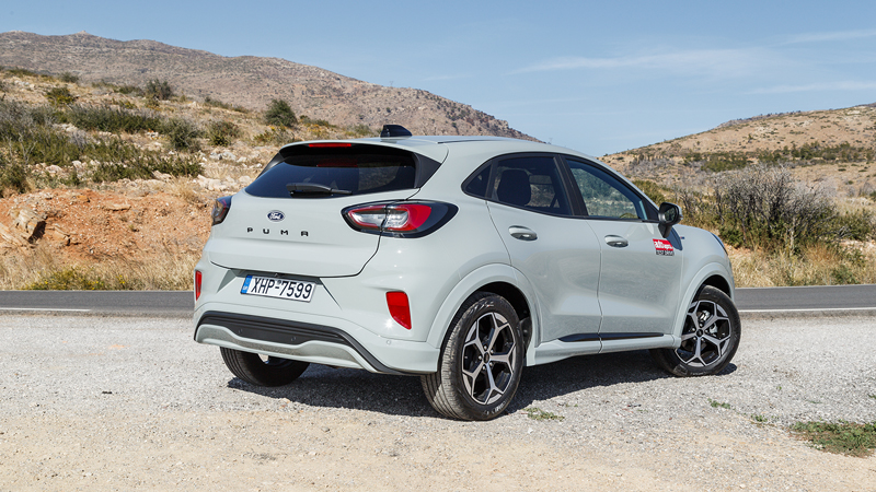 Ford Puma. Πόσο καλό είναι σε εξοπλισμό άνεσης και ασφάλειας.