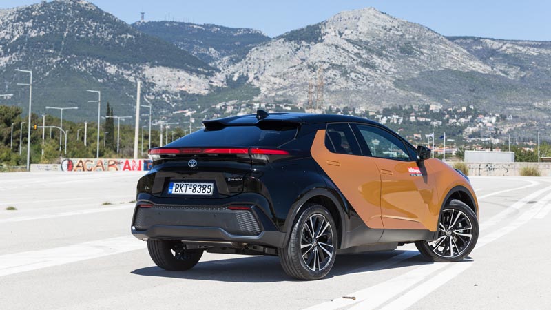 Toyota C-HR. Πόσο καλό είναι σε εξοπλισμό άνεσης και ασφάλειας.