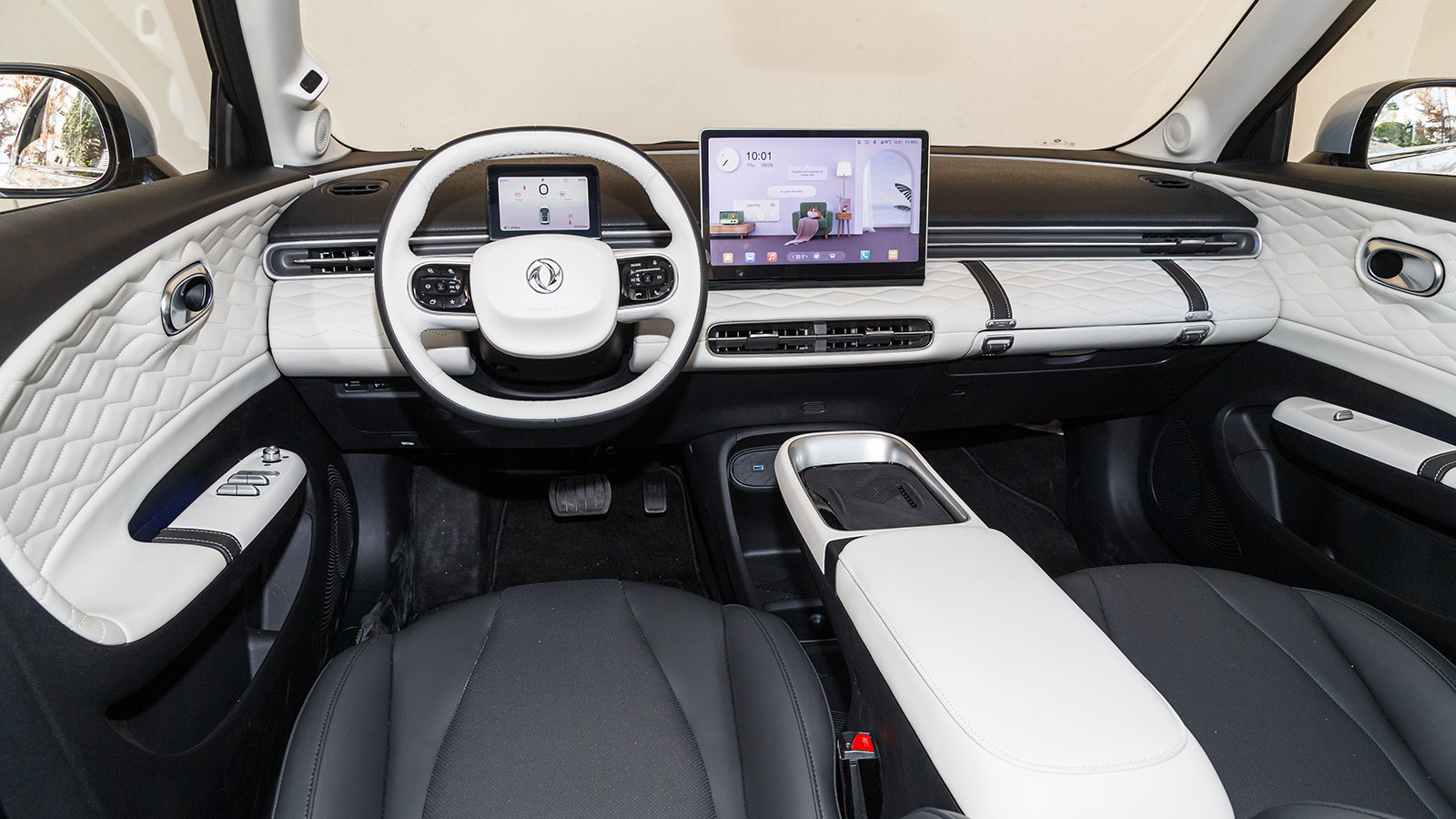 Dongfeng Box. Πόσο καλό είναι σε εξοπλισμό άνεσης και ασφάλειας.