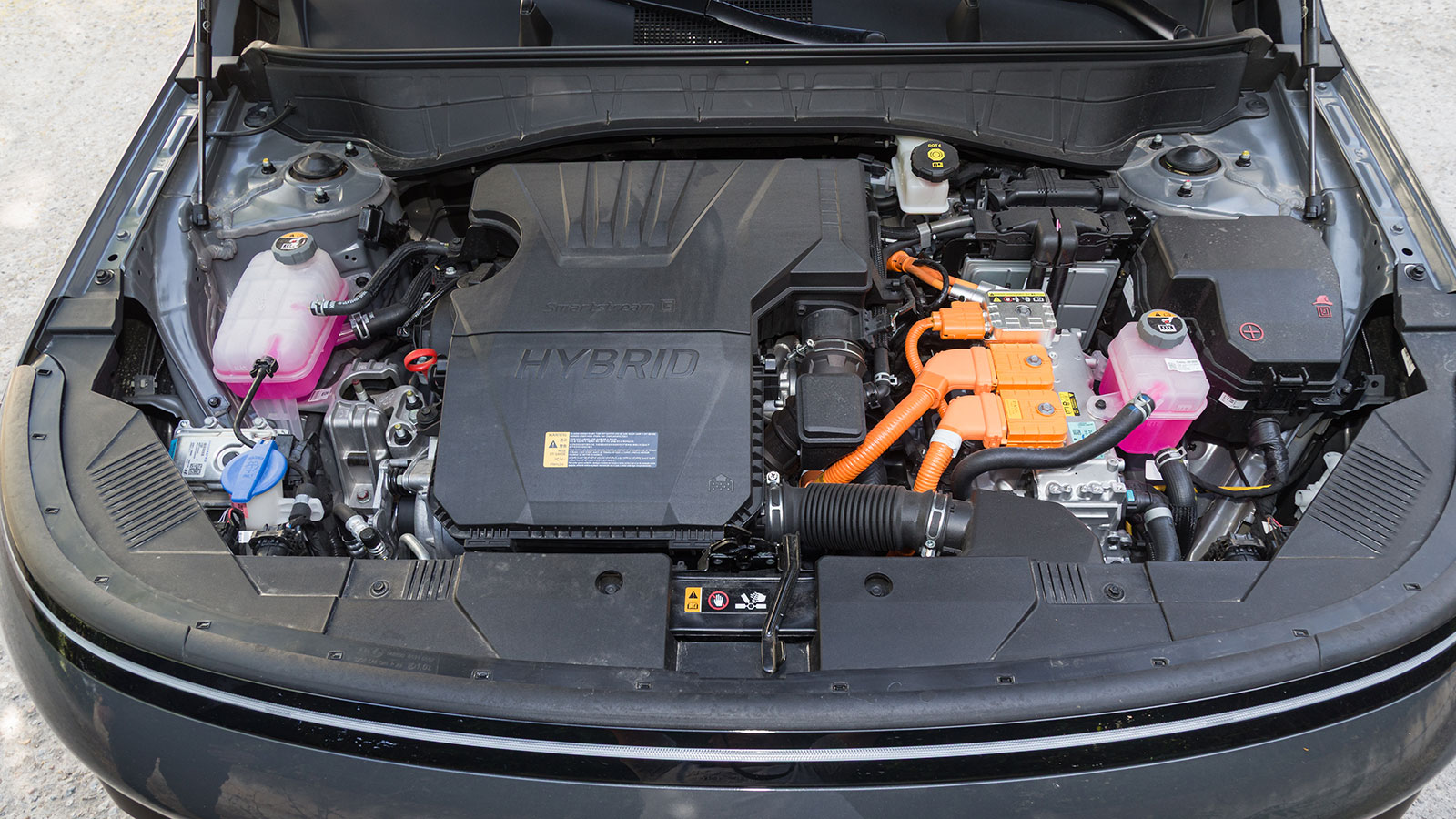 Hyundai Kona. Τι βαθμό παίρνει σε κατανάλωση, χώρους, επιδόσεις, εγγυήσεις.