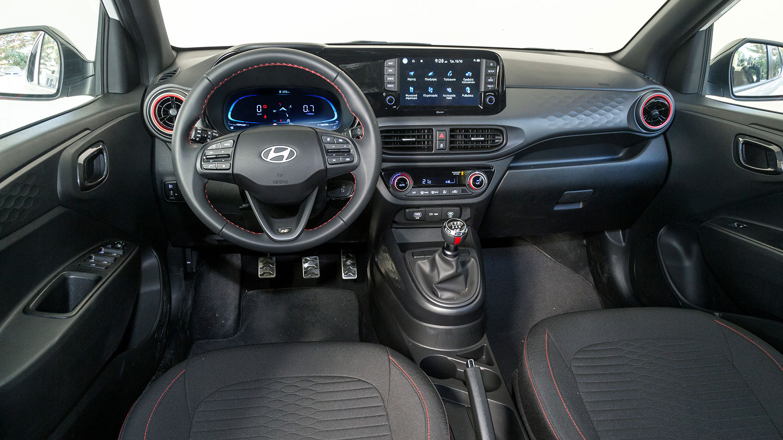 Hyundai i10 79 PS VS Kia Picanto 79 PS: Τα 2 αγαπημένα κορεάτικα mini