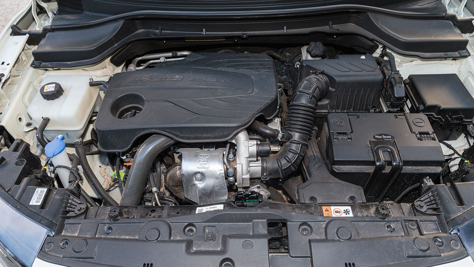 Kgm Tivoli. Τι βαθμό παίρνει σε κατανάλωση, χώρους, επιδόσεις, εγγυήσεις.