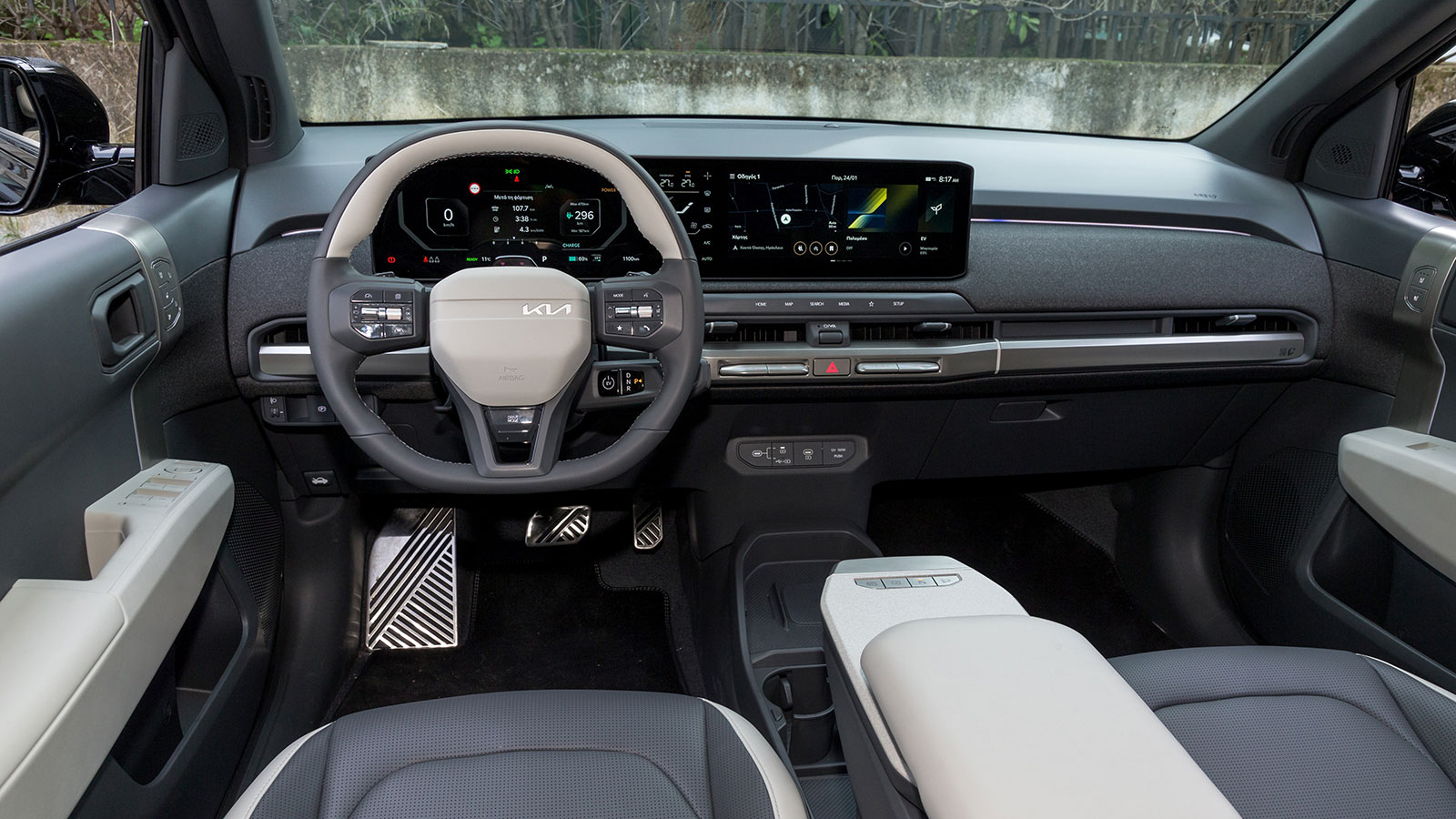 Kia Ev3. Πόσο καλό είναι σε εξοπλισμό άνεσης και ασφάλειας.