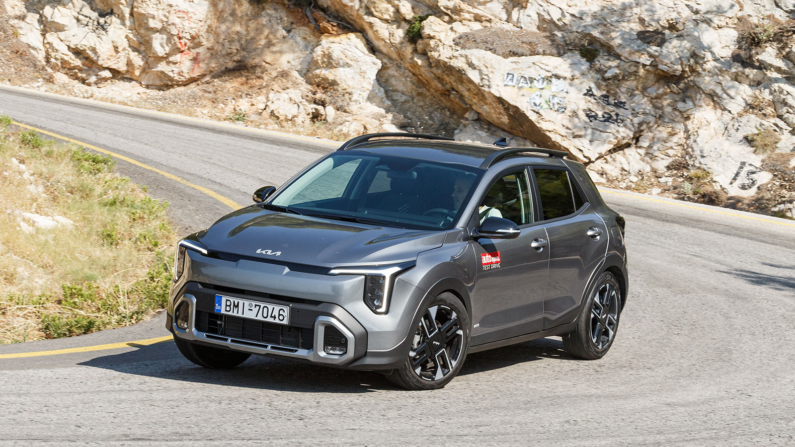 Δοκιμάζουμε και βαθμολογούμε το Kia Stonic Hybrid 115 PS.