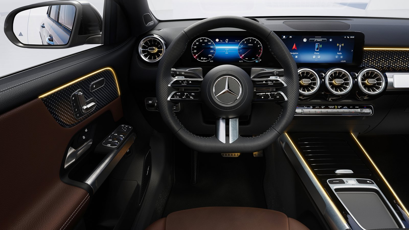Νέα Mercedes EQB facelift: Την είδαμε από κοντά