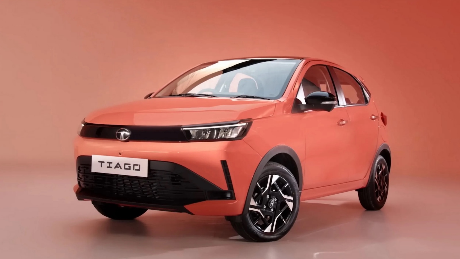 Η Tata Motors φρεσκάρει ριζικά το Tiago και το ηλεκτρικό Tiago.EV. Η Tata Motors φρεσκάρει ριζικά το Tiago και το ηλεκτρικό Tiago.EV.