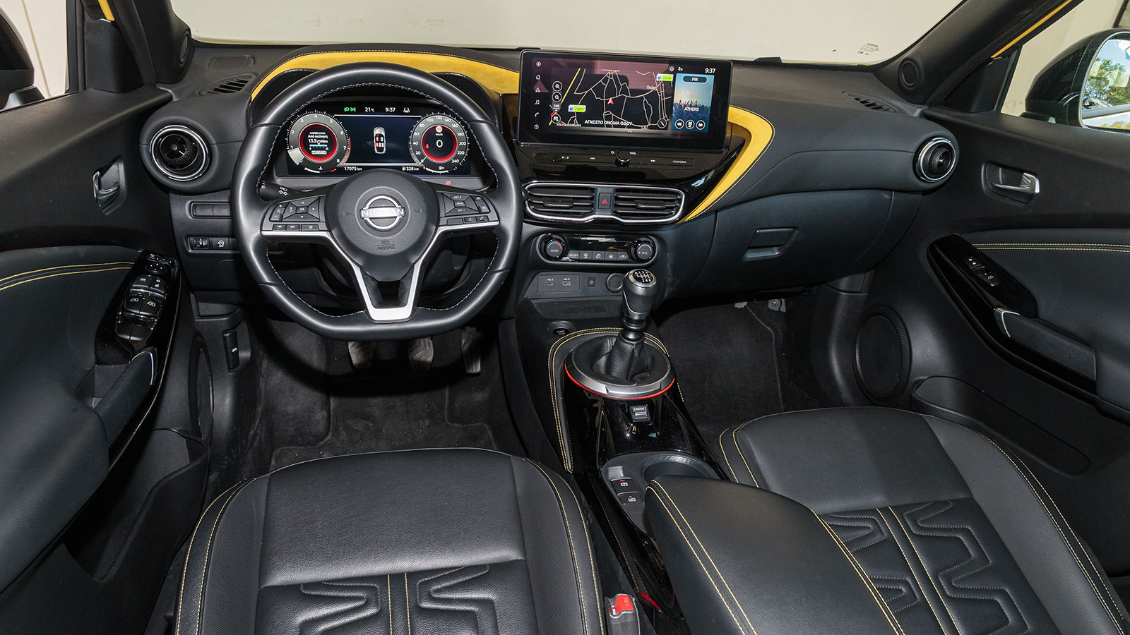 Nissan Juke. Πόσο καλό είναι σε εξοπλισμό άνεσης και ασφάλειας.