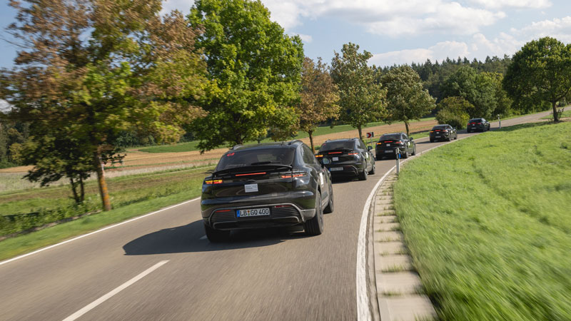 Νέα Porsche Macan 612 ίππων: Την οδηγούμε πριν καν μπει σε παραγωγή