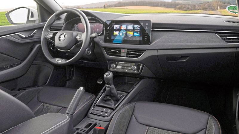Ανανεωμένο Skoda Kamiq: Το οδηγούμε και μας κερδίζει με την ευρυχωρία του
