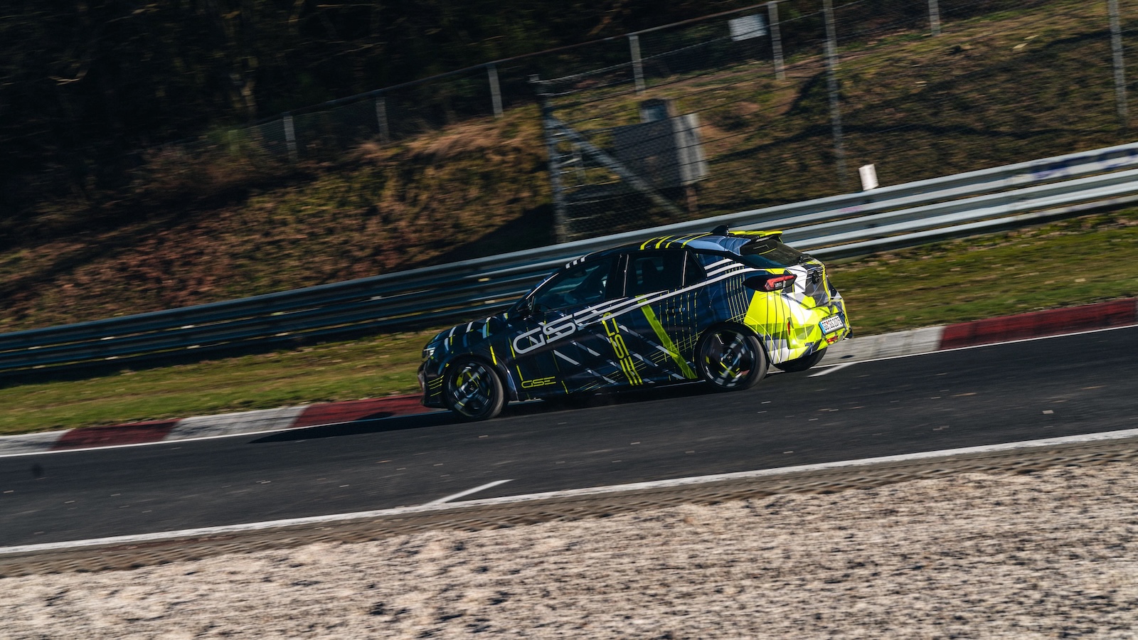 Στην «Πράσινη Κόλαση» το Νέο Opel Corsa GSE: Ηλεκτρική Καταιγίδα στο Nurburgring 