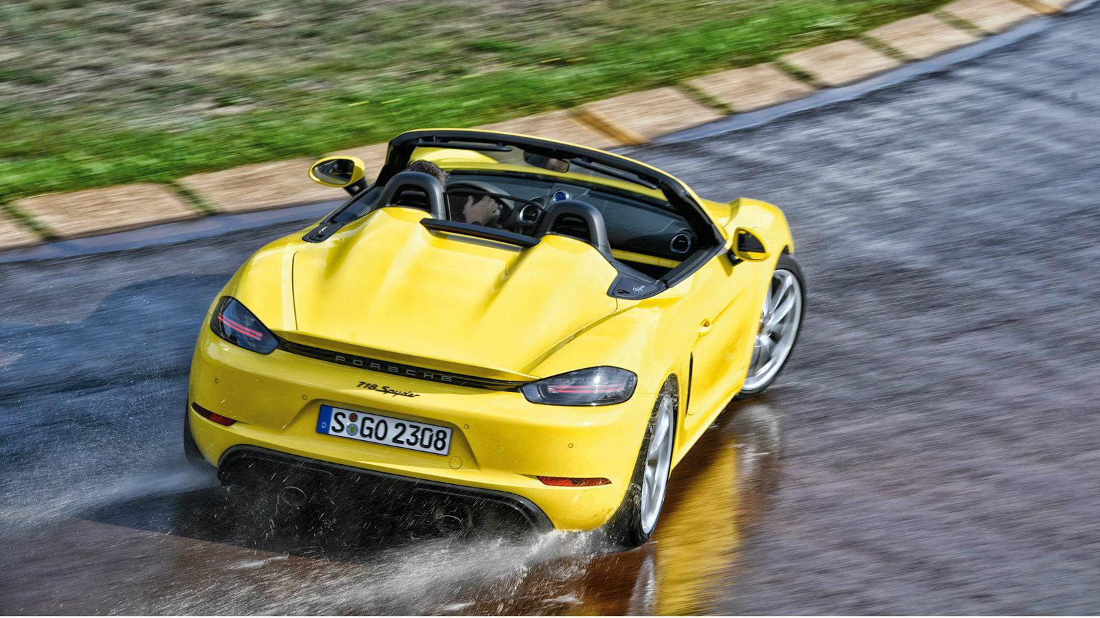 Οδηγούμε αποκλειστικά τη νέα Porsche 718 Spyder 