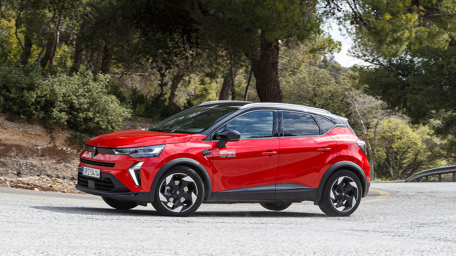 Δοκιμάζουμε και βαθμολογούμε το ανανεωμένο Renault Captur E-Tech 160 PS.