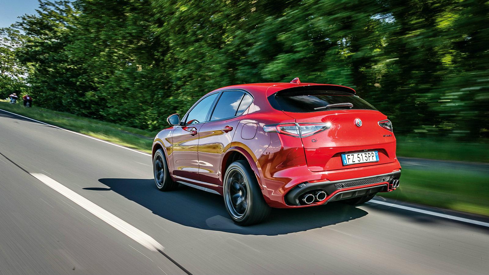 Οδηγούμε τη νέα Alfa Romeo Stelvio και Giulia