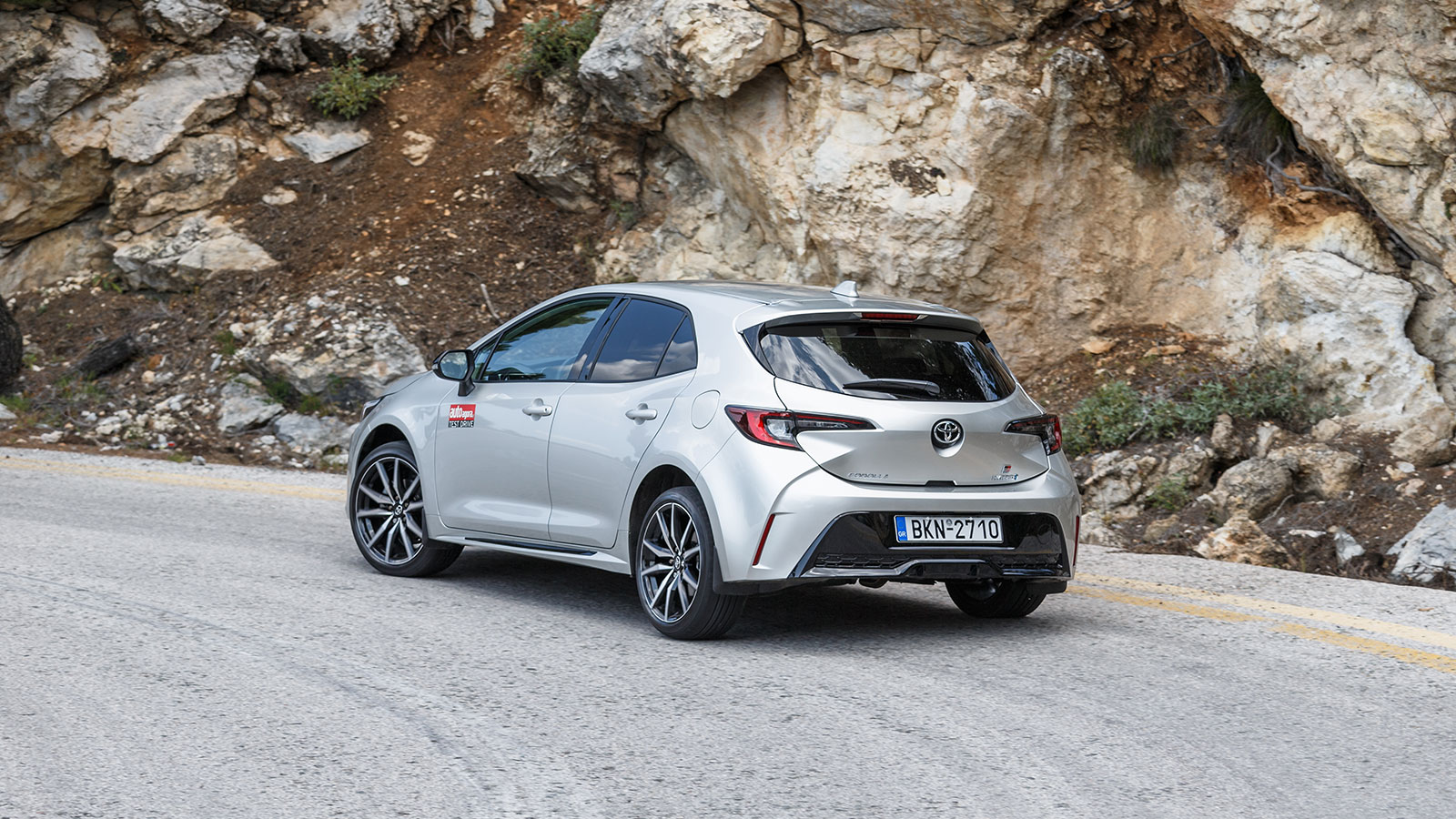 Toyota Corolla 140 PS VS VW Golf 150 PS