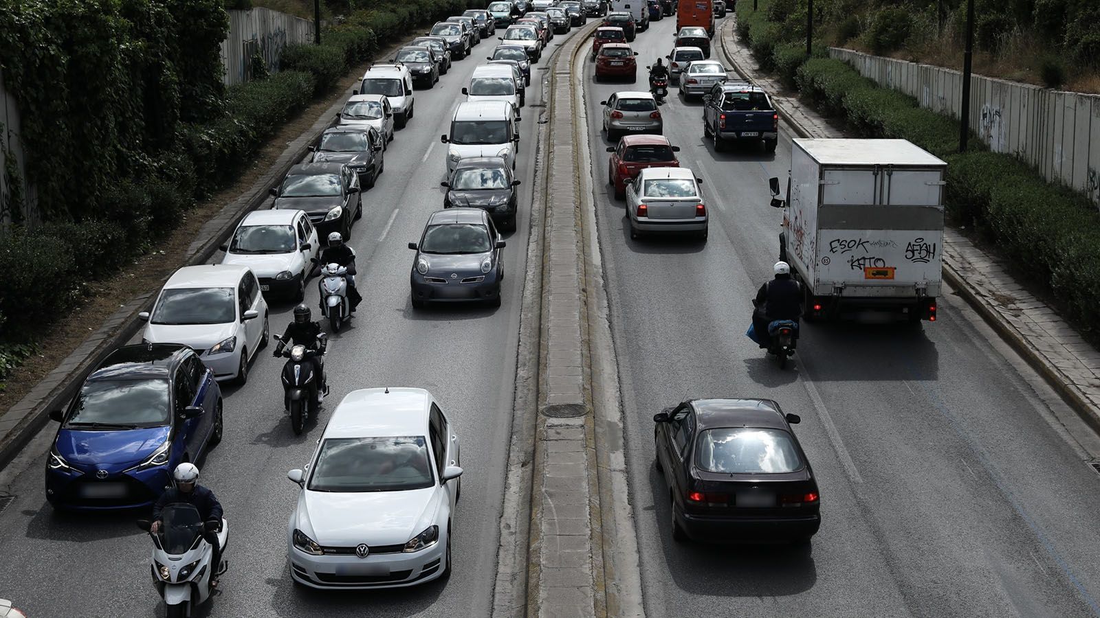 600.000 ανασφάλιστα αυτοκίνητα κυκλοφορούν γύρω μας