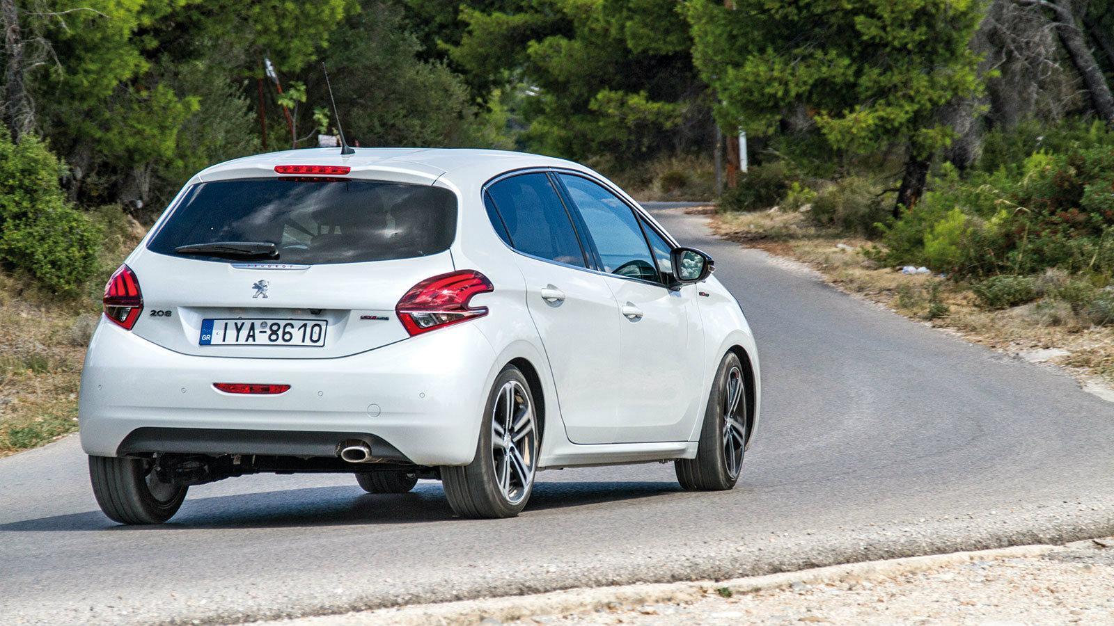 Peugeot 208  GT Line 1.2 PureTech 110 PS - Η καλύτερη αναλογία υψηλής ισχύος/χαμηλών στροφών, στην αγορά