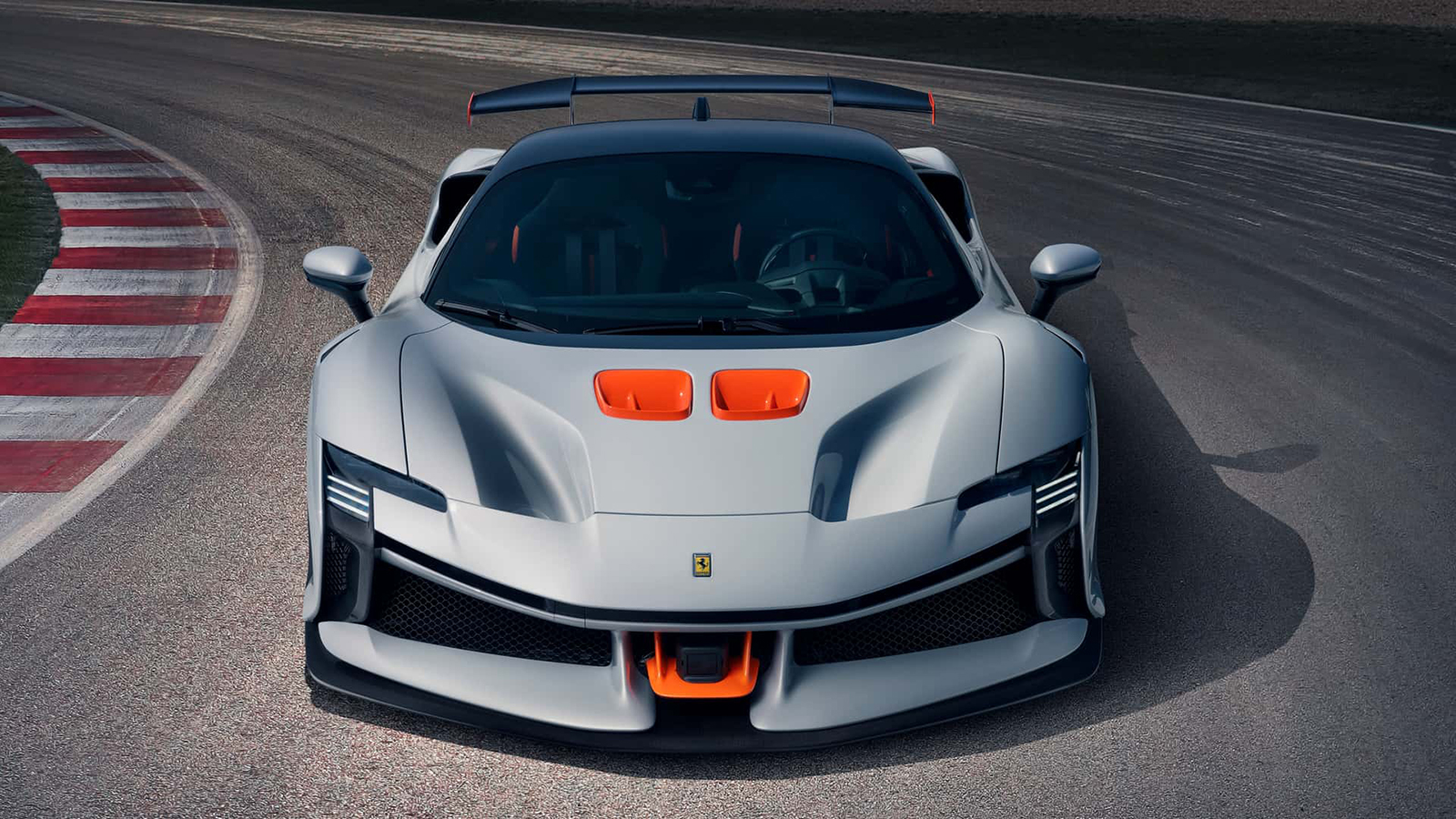 Ντεμπούτο για την Ferrari SF90 XX Stradale 