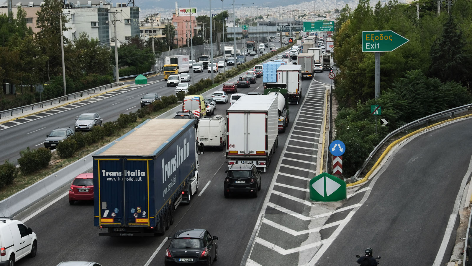 Τέλος τα φορτηγά στο κέντρο, τέλος και στην Εθνική Οδό;