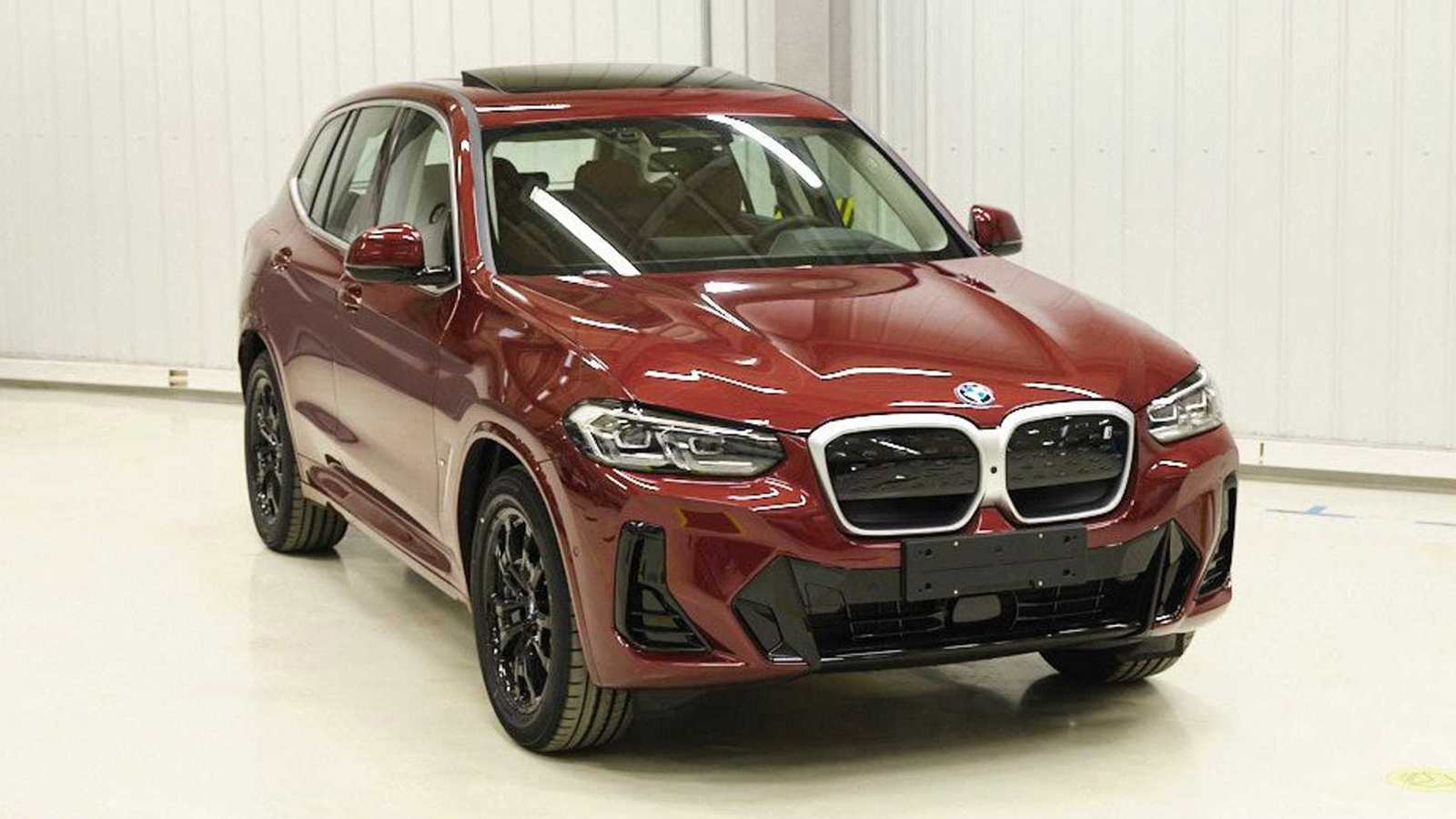 BMW X3 & iX3 σε sport ανανέωση 