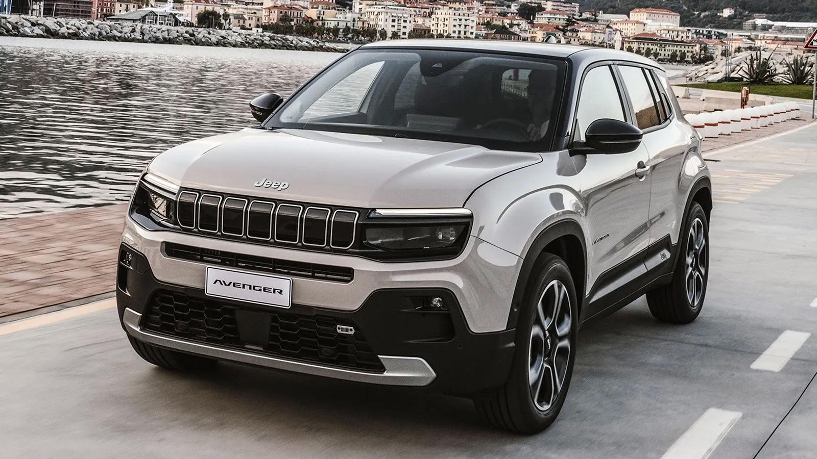Jeep Avenger: Όφελος έως 2.500 ευρώ, δώρο το χρώμα και εγγύηση 8 ετών 