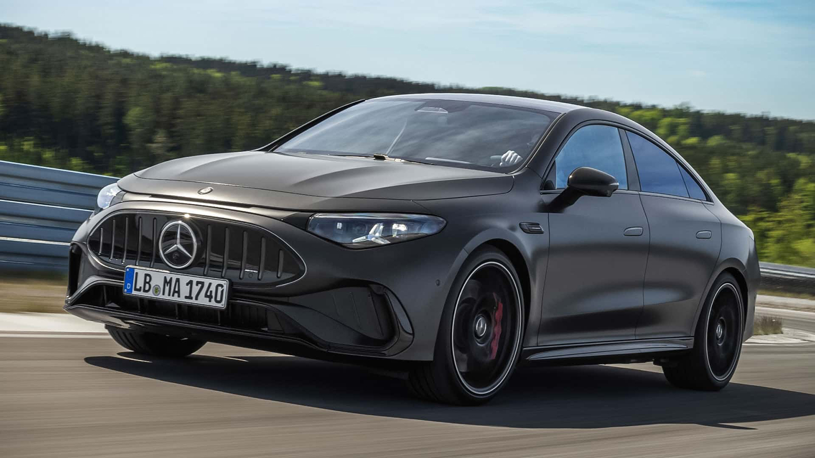 Ντεμπούτο για τη νέα Mercedes-AMG CLA 45 με 680 άλογα Ντεμπούτο για τη νέα Mercedes-AMG CLA 45 με 680 άλογα