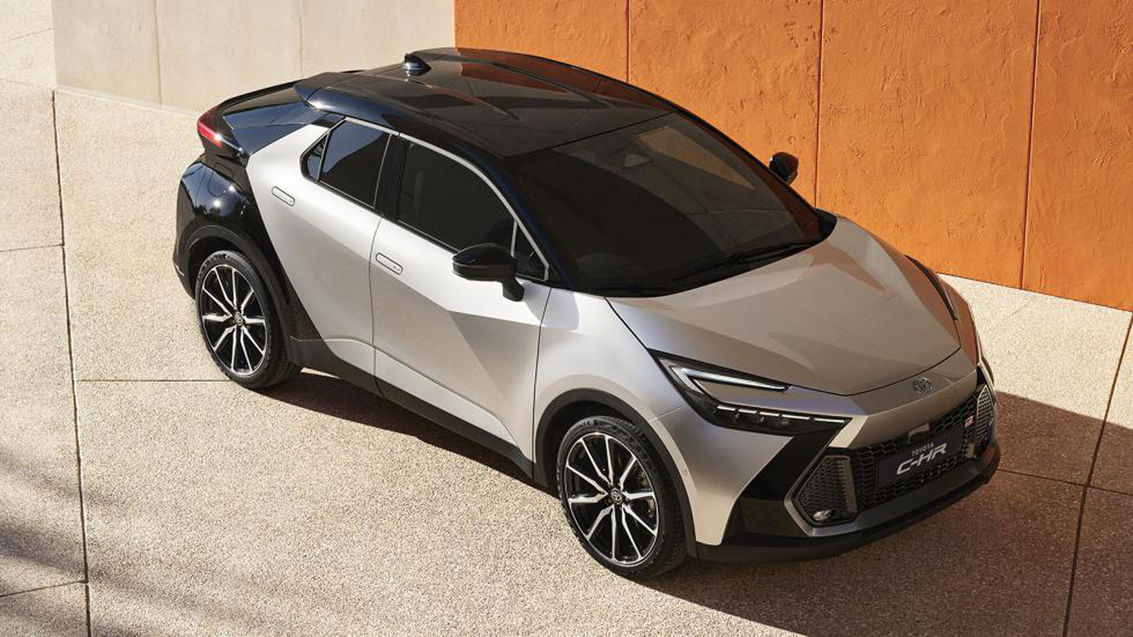 Νέο Toyota C-HR: Έρχεται στην Ελλάδα από 29.300 ευρώ 