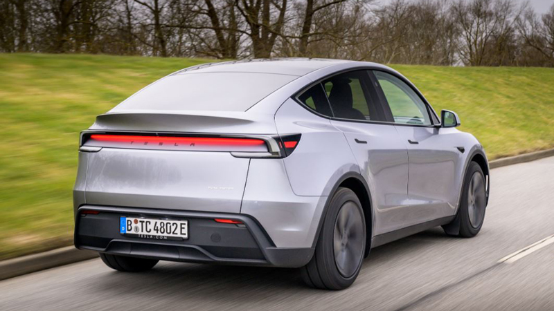 Tesla Model Y AWD Long Range: Οδηγούμε το ανανεωμένο αμερικανικό SUV