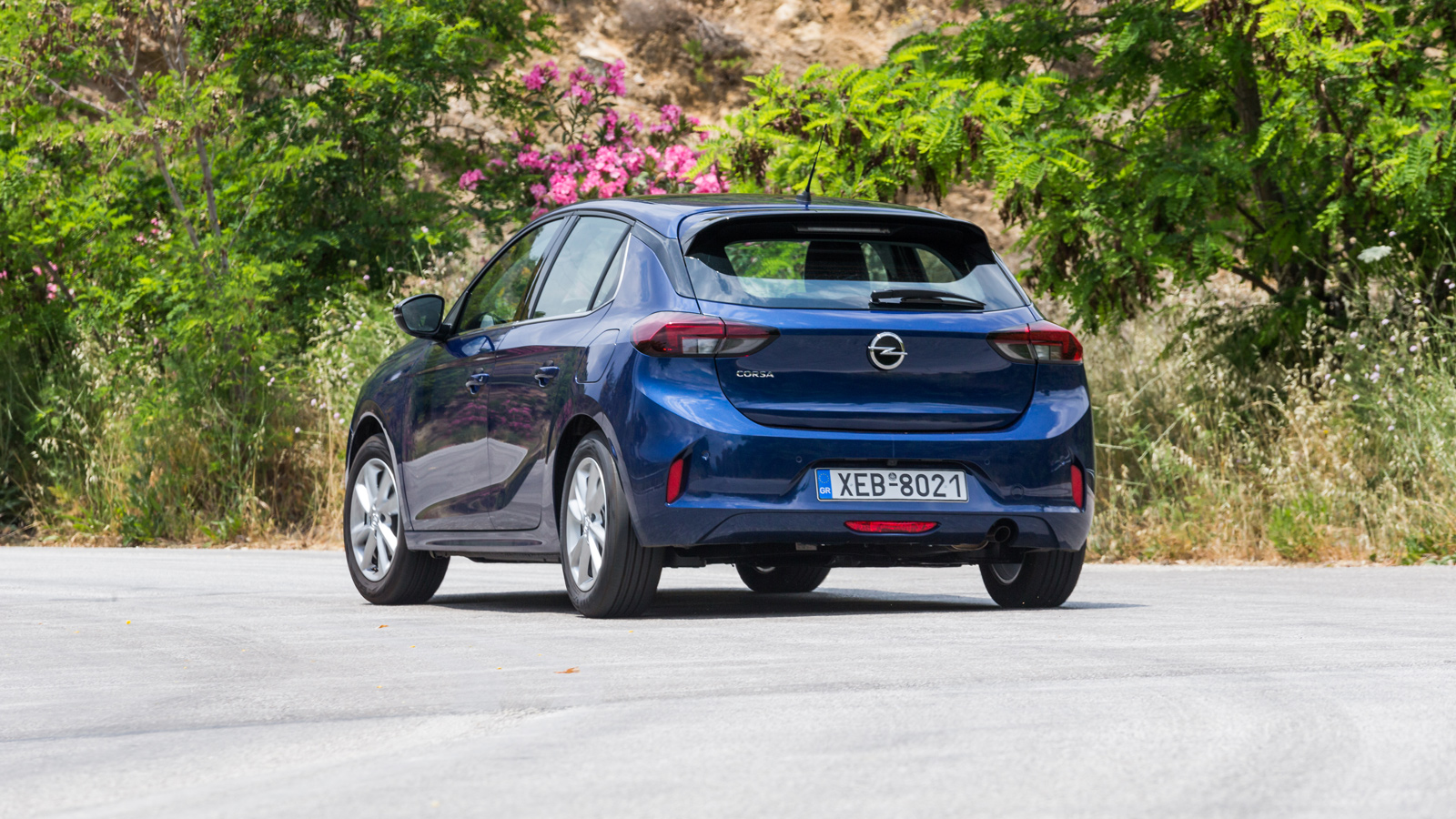 Σπορτίφ Opel Corsa με 100 ίππους και 8αρι αυτόματο κιβώτιο