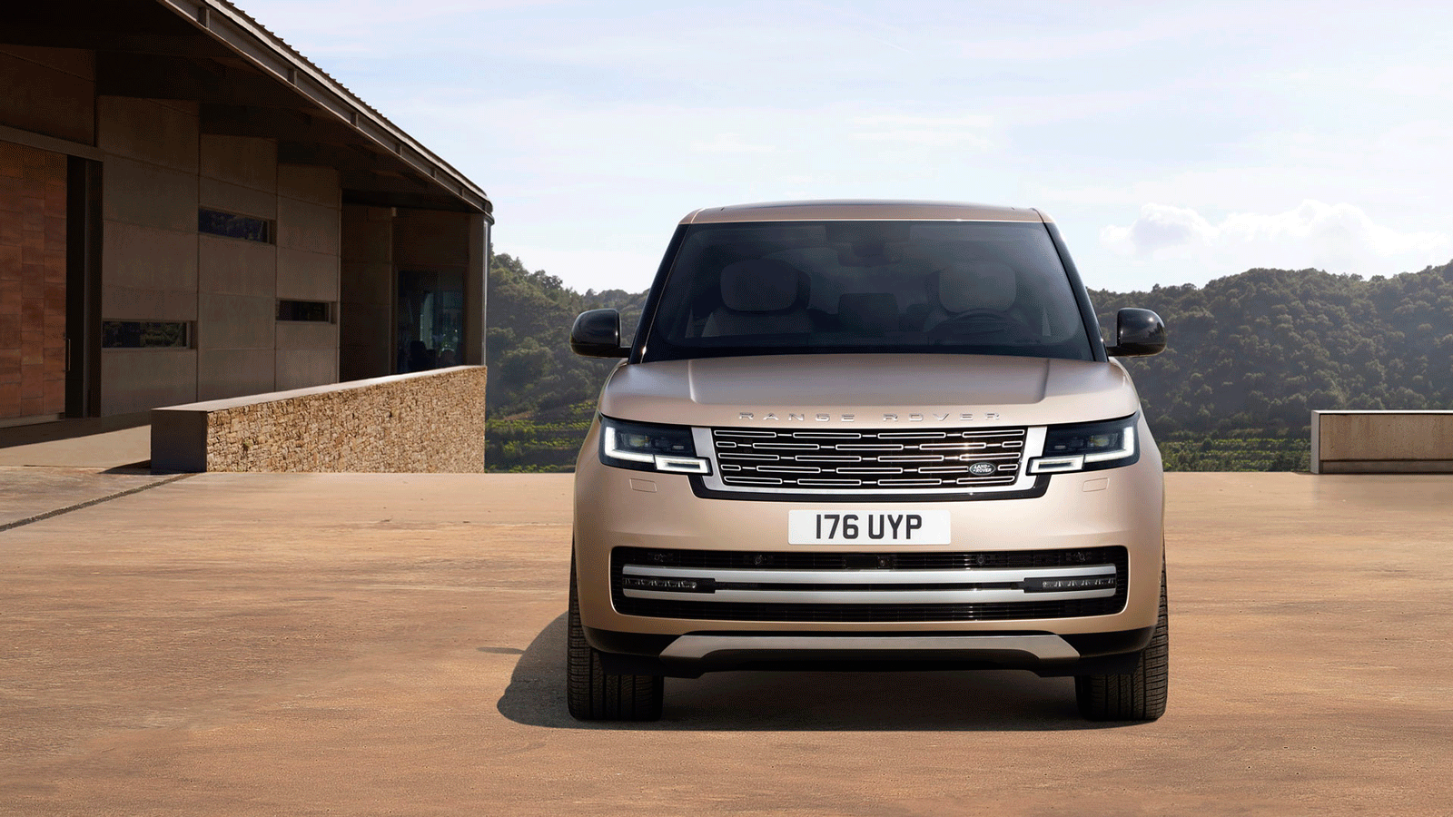 Παρουσιάστηκε το νέο Land Rover Range Rover