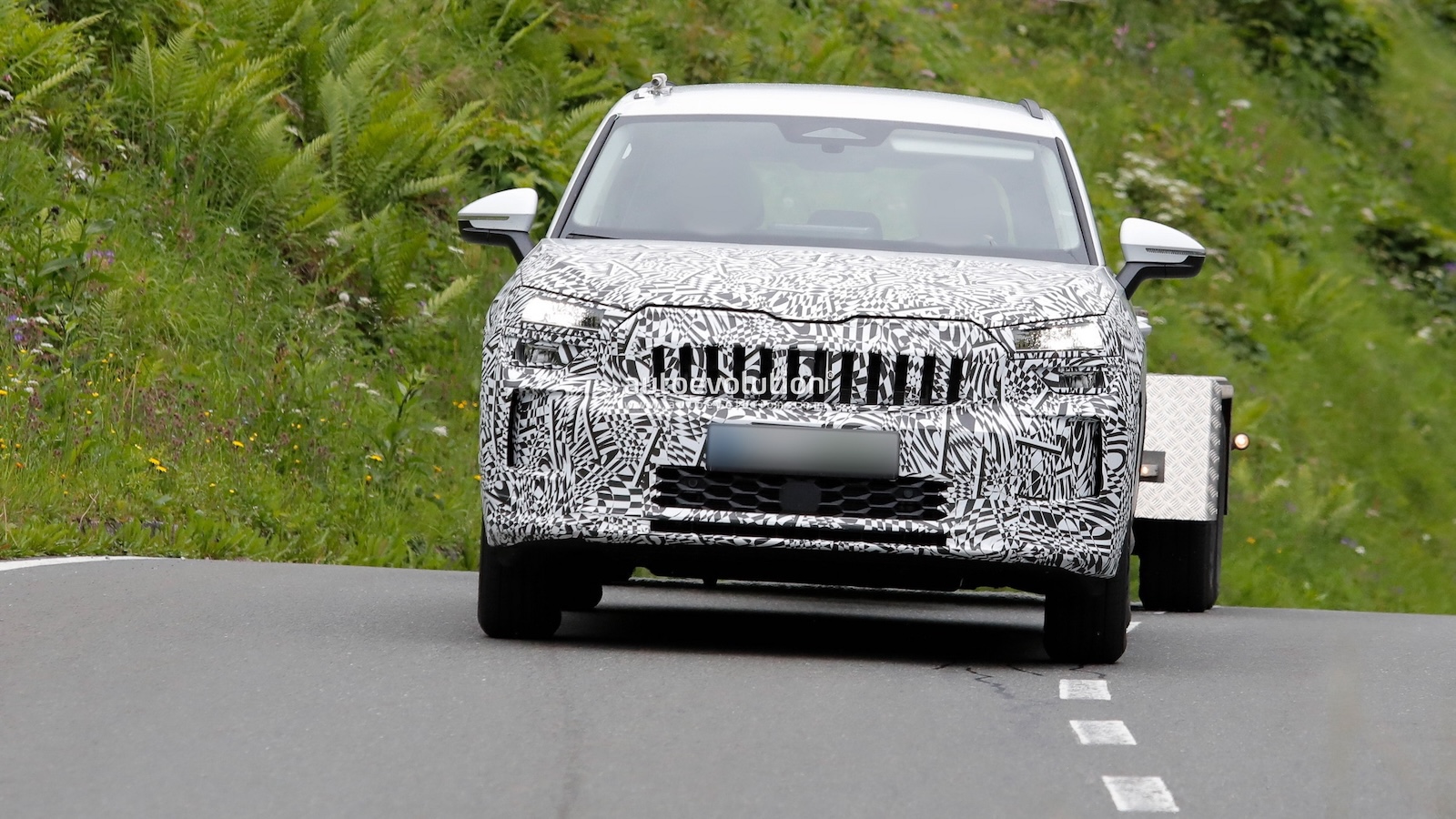 Skoda Kodiaq 2027: Δοκιμές για την ανανεωμένη έκδοση στις Άλπεις 