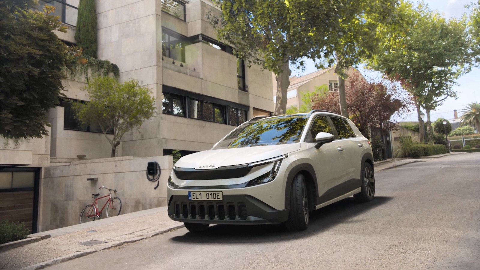 Η υπόσχεση της Skoda για ένα προσιτό ηλεκτρικό SUV της τάξεως των 25.000 ευρώ φαίνεται πως παίρνει προσωρινή παράταση. Η υπόσχεση της Skoda για ένα προσιτό ηλεκτρικό SUV της τάξεως των 25.000 ευρώ φαίνεται πως παίρνει προσωρινή παράταση.