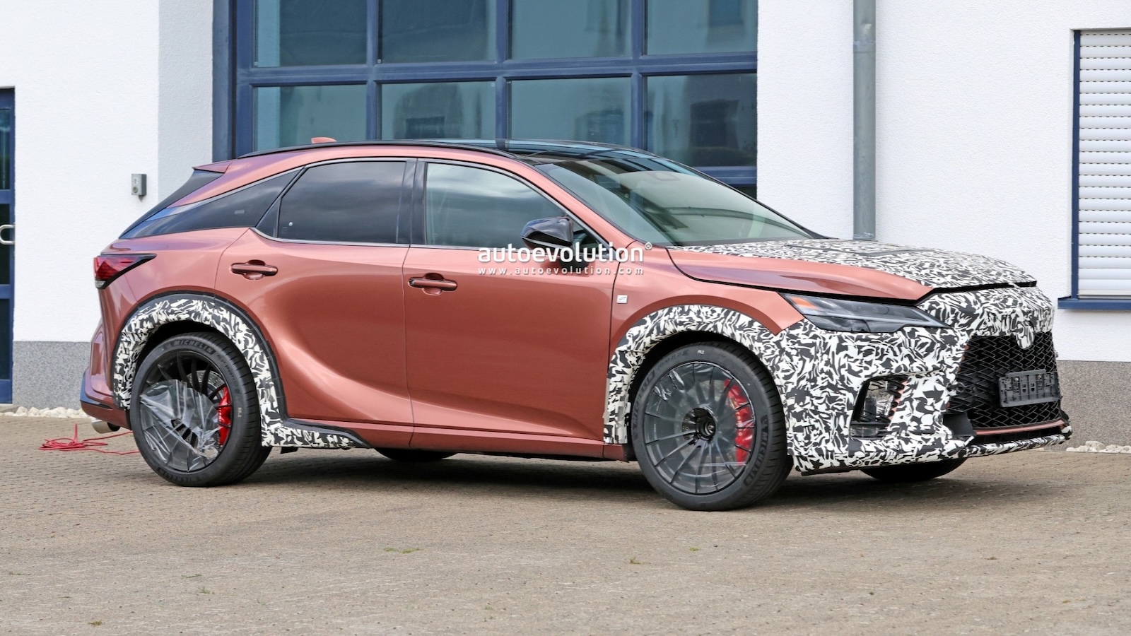 Lexus RX Morizo RR: Πρώτες εικόνες από το High-Performance SUV Lexus RX Morizo RR: Πρώτες εικόνες από το High-Performance SUV