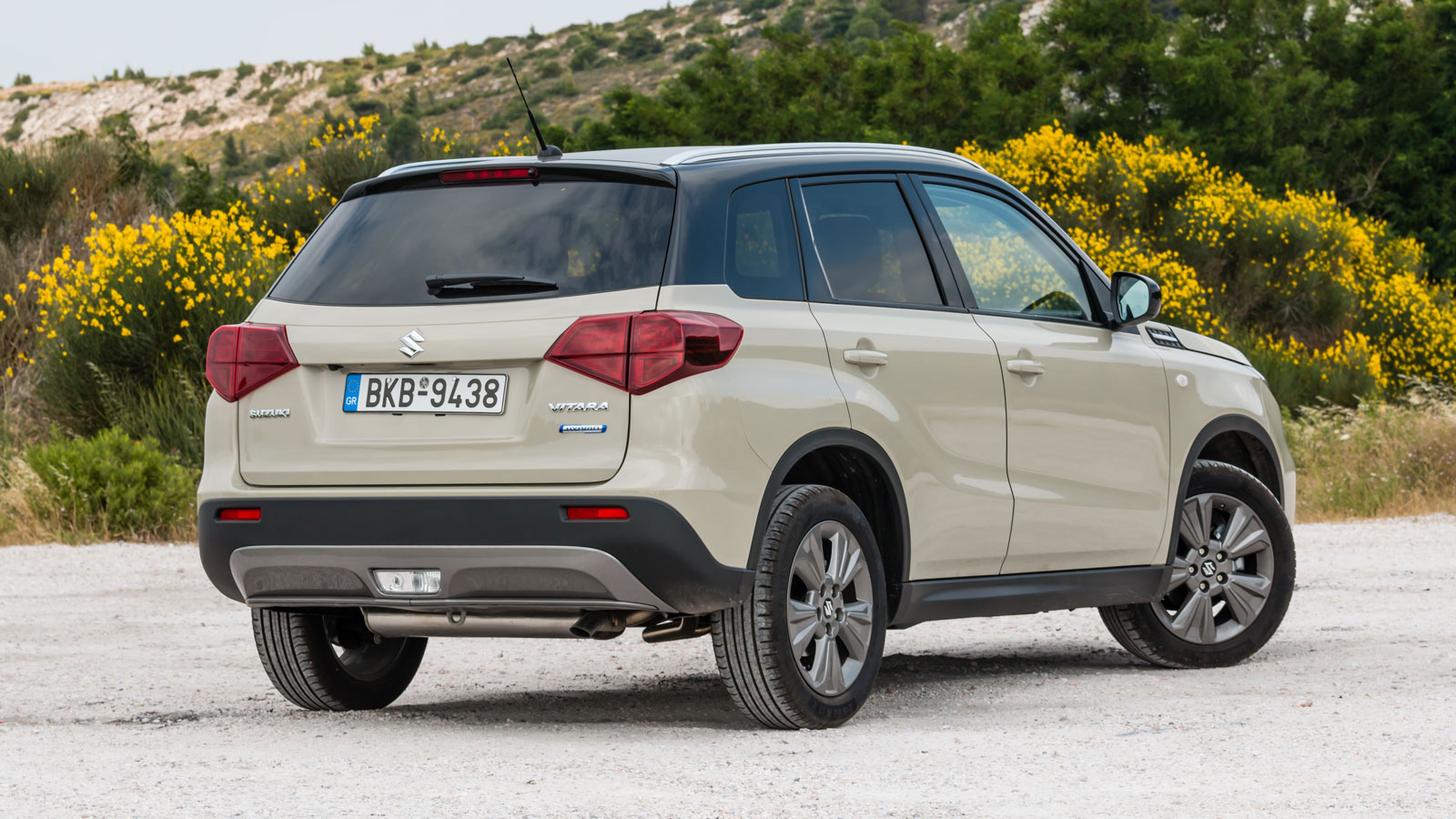 Suzuki Vitara: Ήπια υβριδικό με κατανάλωση 7 λτ/100 χλμ.