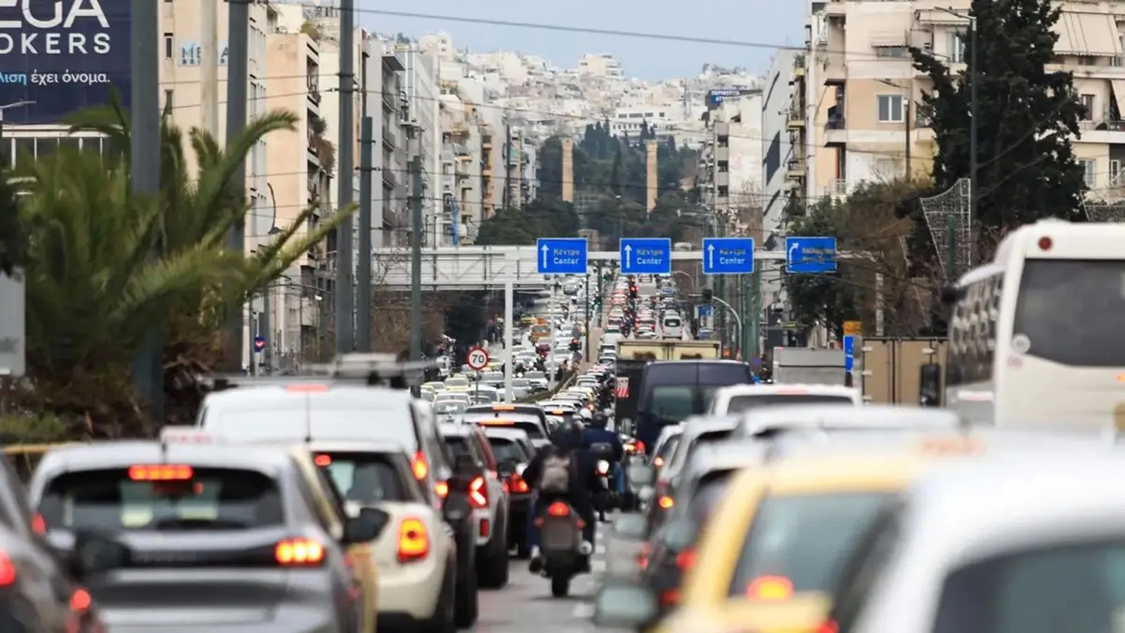 Ανασφάλιστα-Τέλη: 297.561 πρόστιμα και 109 εκατ. ευρώ οι οφειλές 
