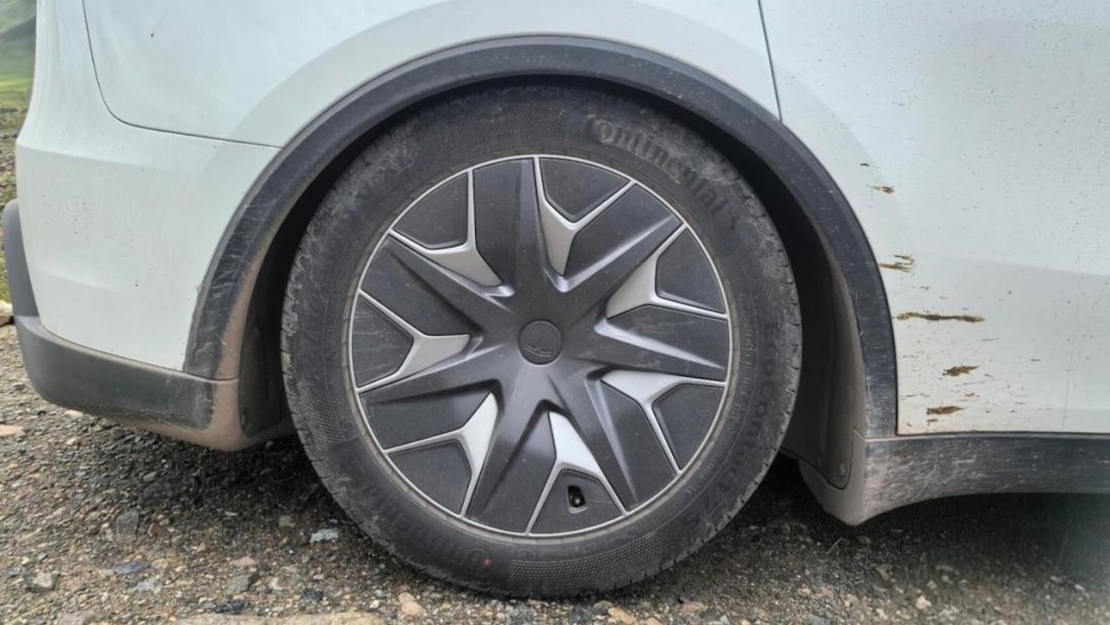 Tesla Model Y L: Σάλος στην Κίνα για «κατάρρευση» της πίσω ανάρτησης Tesla Model Y L: Σάλος στην Κίνα για «κατάρρευση» της πίσω ανάρτησης