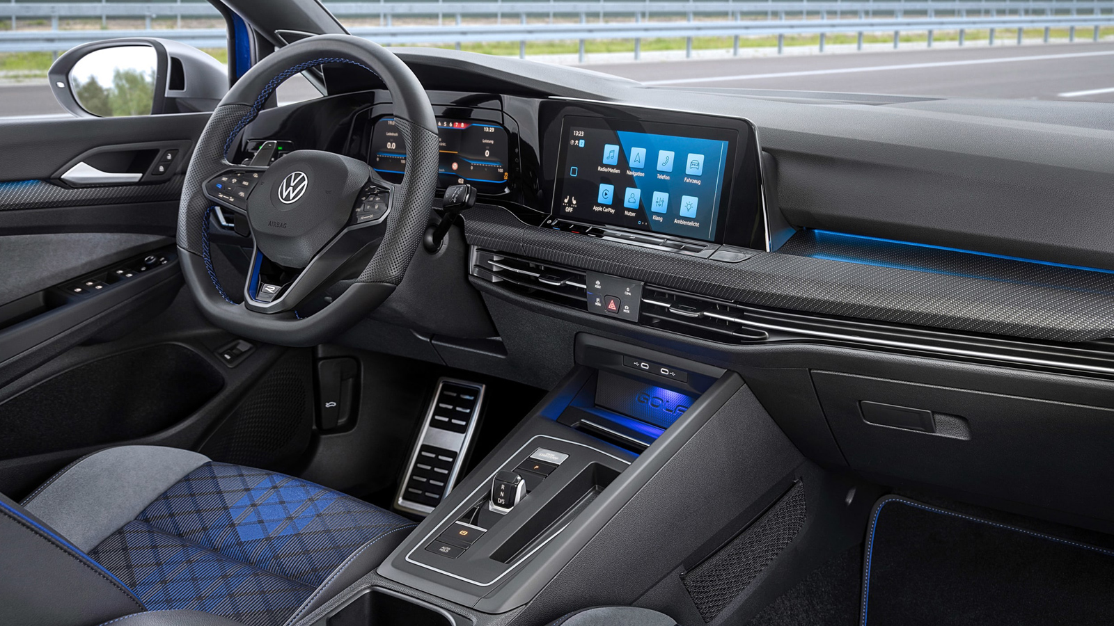 Ντεμπούτο στη Γερμανία για το VW GOLF R ESTATE