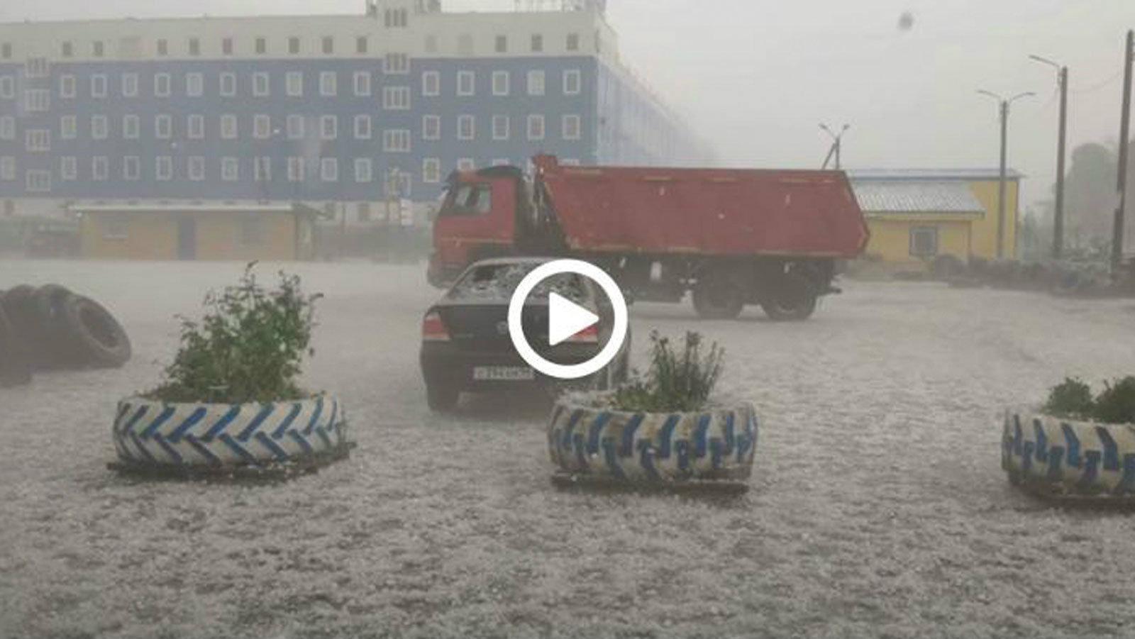 Όταν στον Θεό δεν αρέσει το αμάξι σου