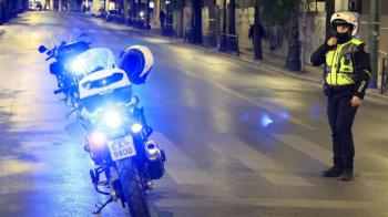 Χειροπέδες σε 27χρονο που έτρεχε με 177 χλμ./ώρα στο Σχιστό! 