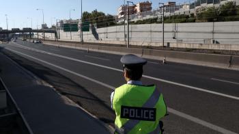 56χρονος έκανε όπισθεν στη ΛΕΑ της Αττικής Οδού για 1,5 χιλιόμετρο