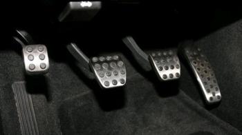 Ποια αυτοκίνητα έχουν 4ο πεντάλ & ποια η χρησιμότητά του; Ποια αυτοκίνητα έχουν 4ο πεντάλ & ποια η χρησιμότητά του;