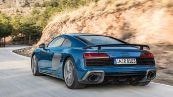 Δεν αλλάζει κινητήρα το Audi R8